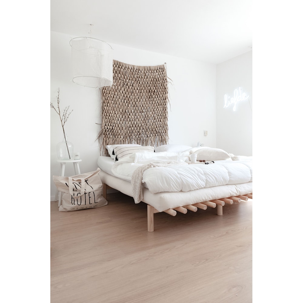 baas slang kleding PACE BED CLEAR LACQUERED 140 X 200 for 699 EUR | no. 200101140200 | en